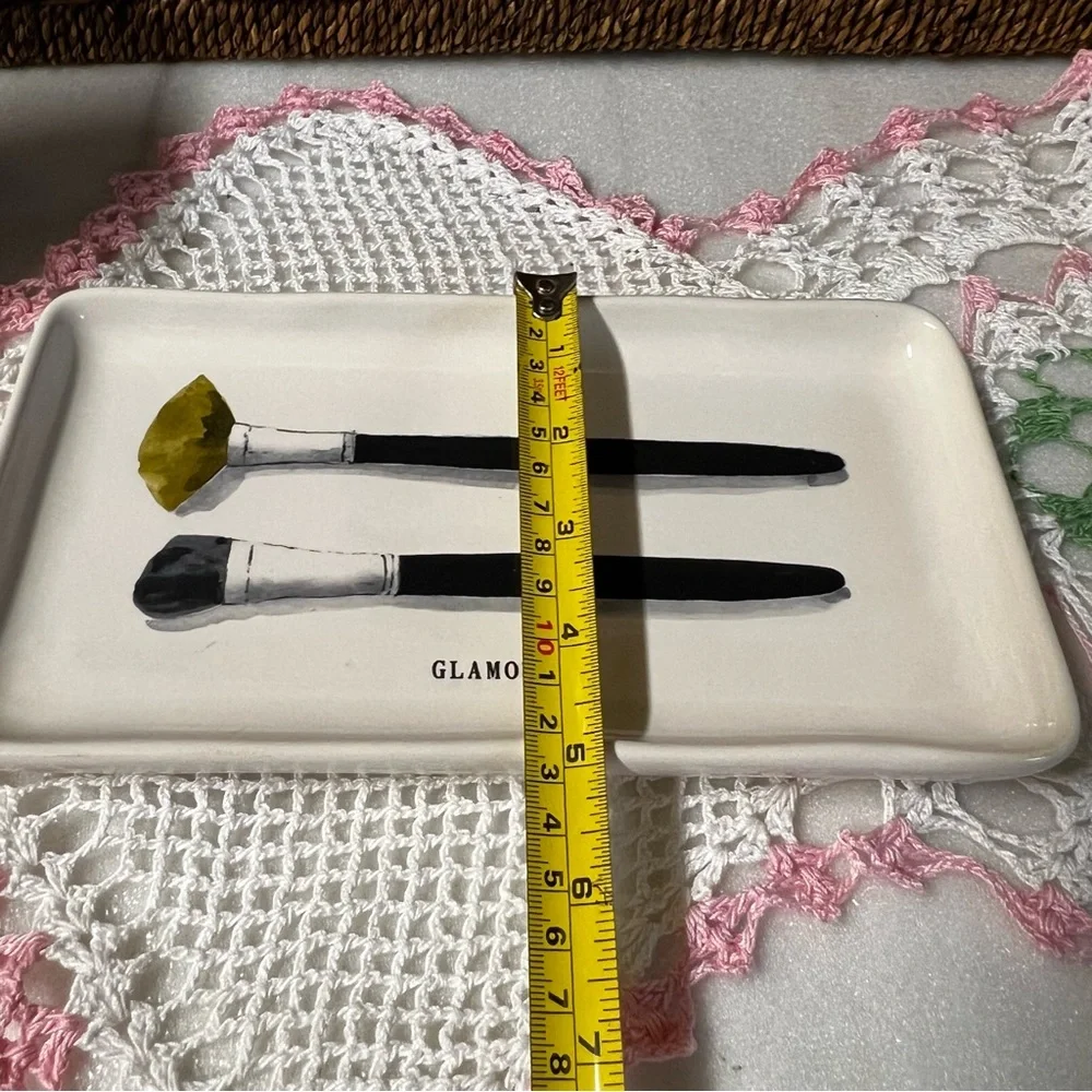 Rae Dunn set includes